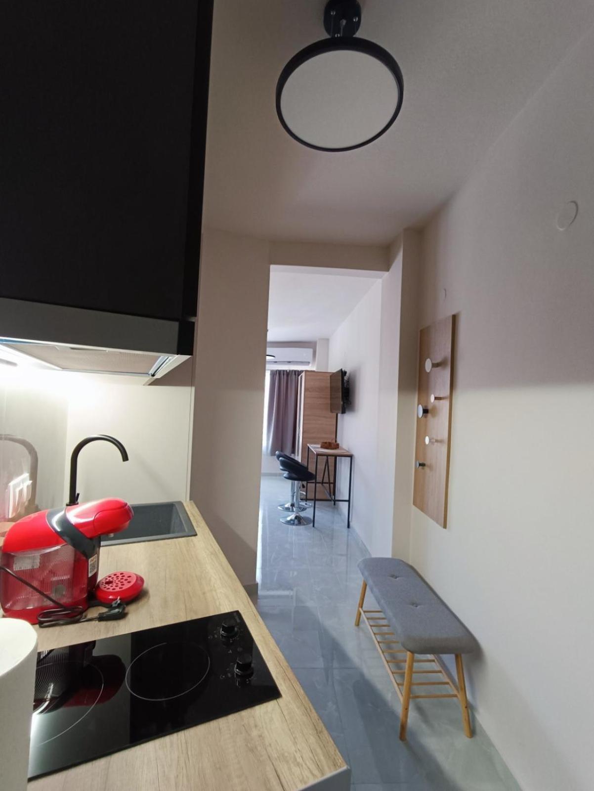 Central Studio In Veria Bagian luar foto