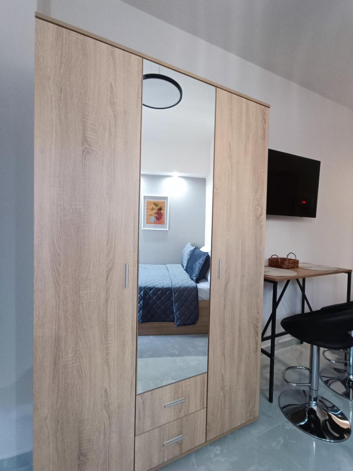 Central Studio In Veria Bagian luar foto